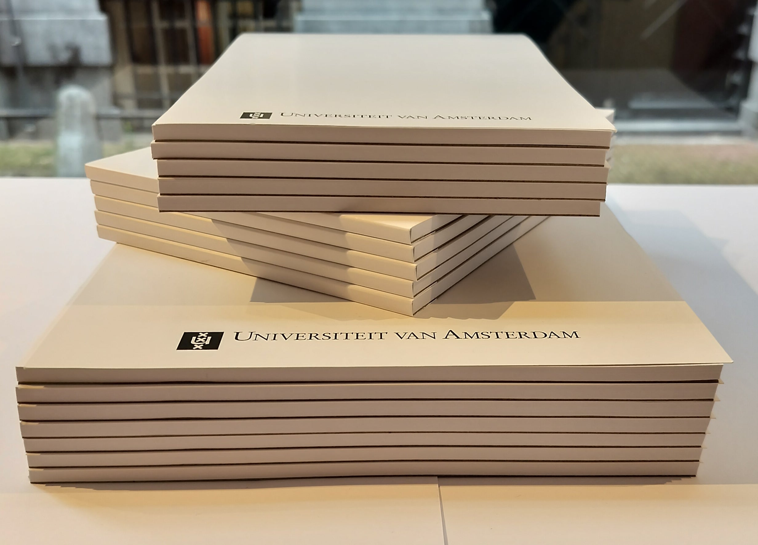 Notitieblok gelinieerd met UvA logo A5