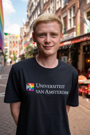 T-shirt uniseks met het Universiteit van Amsterdam Pride logo