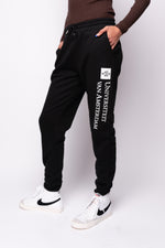 Sweatpants uniseks met het Universiteit van Amsterdam logo zwart