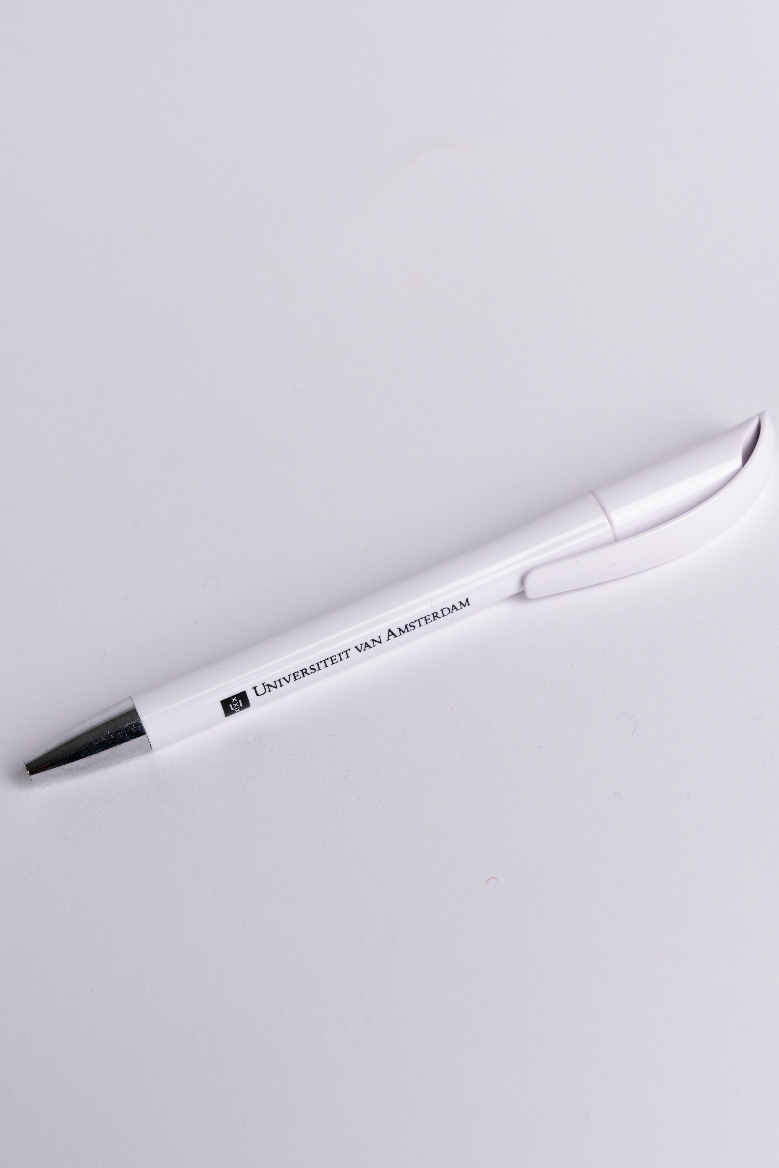 Pen with the University of Amsterdam logo